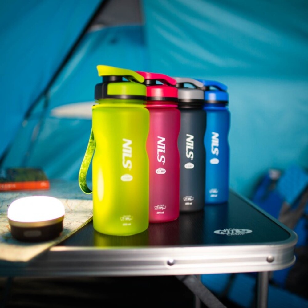 Tritanová fľaša na pitie NILS Camp NC1740 600 ml čierna