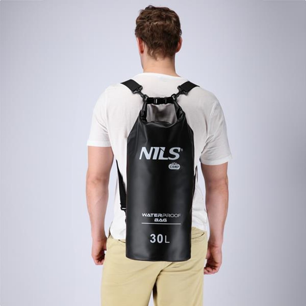 Nepremokavý vak NILS Camp NC1703 30L čierný